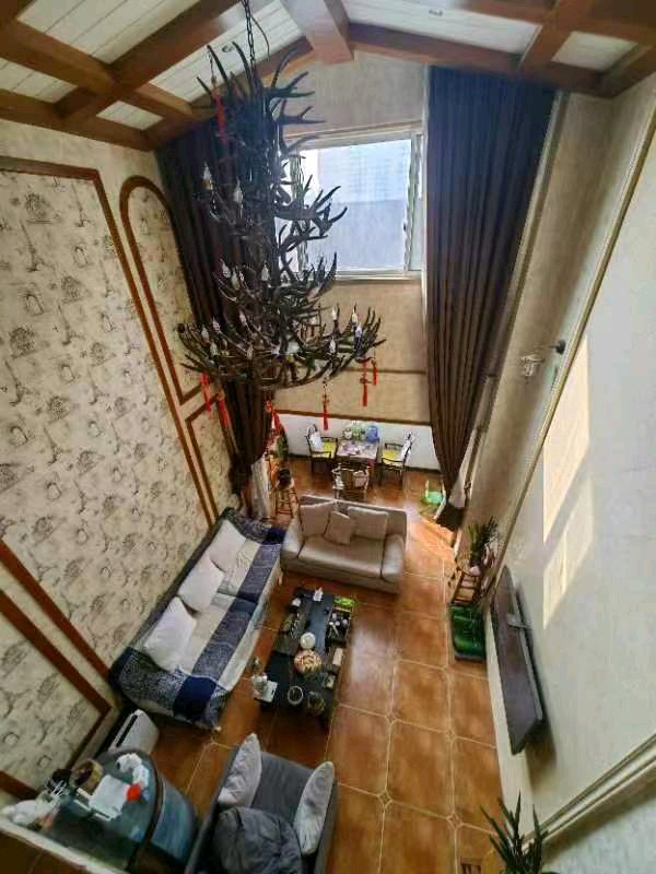 广诚美林湖,经典广诚美林湖5室2厅2卫2阳台!精装修!两证齐全!3