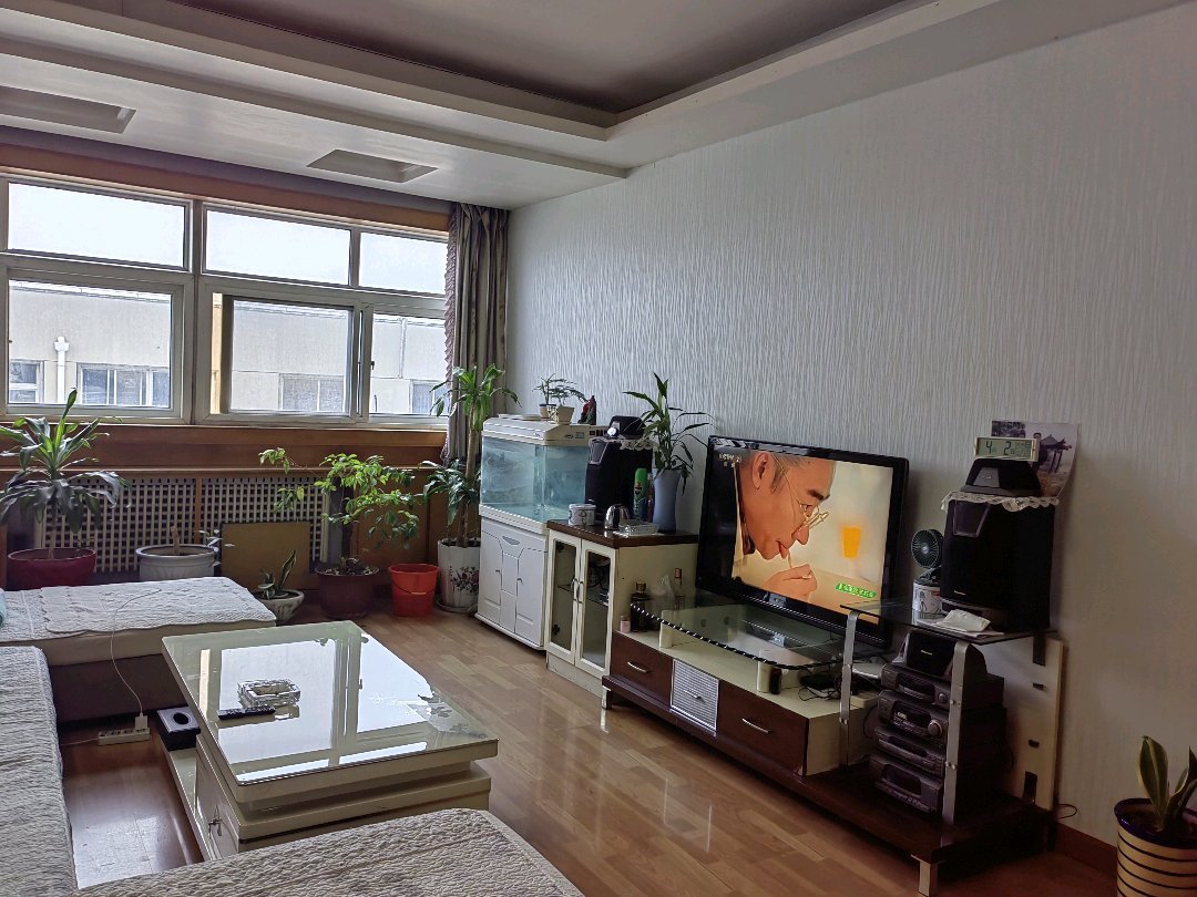 汉江路电业局家属院,电业局家属院6楼带地暖 急售1