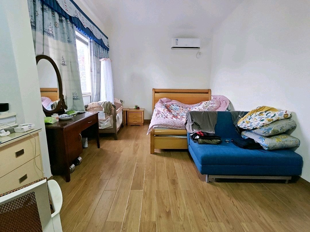 碧桂园假日半岛,座北朝南,街心公园围绕3
