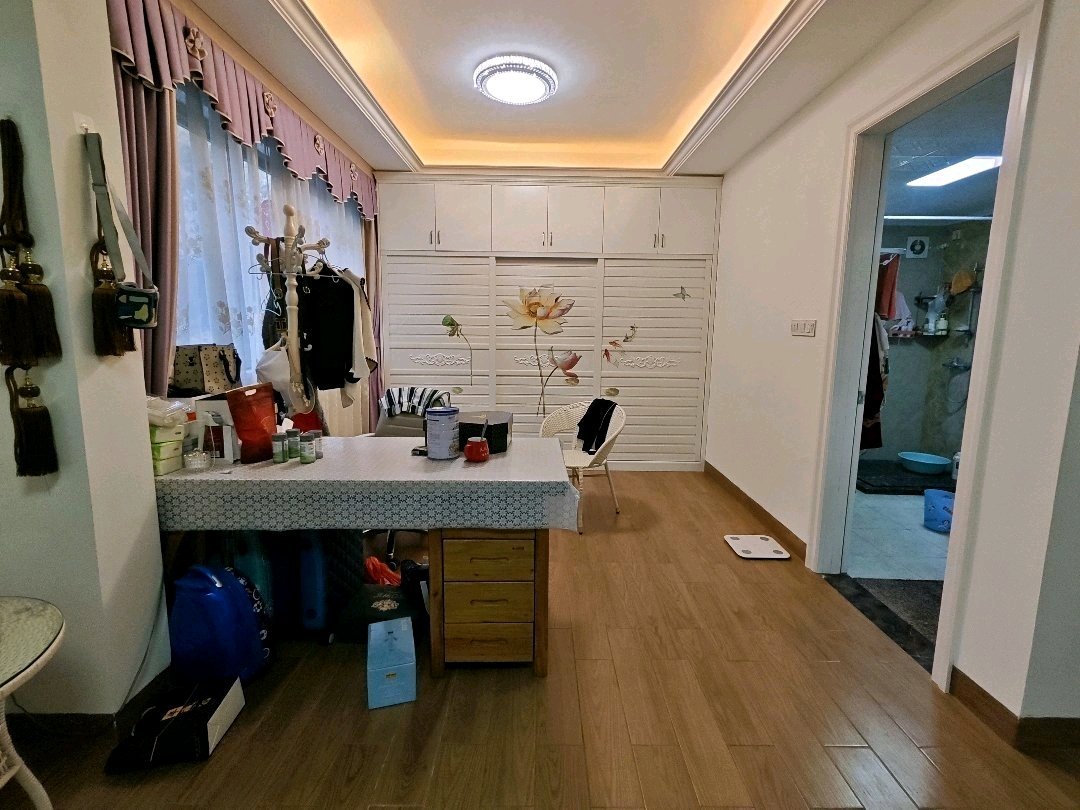 碧桂园假日半岛,座北朝南,街心公园围绕8
