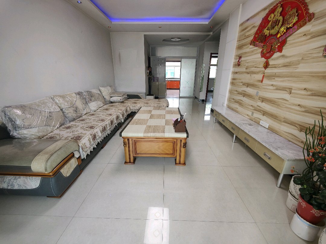 孝柳新安小区,对口三小,2室2厅,满二,精装,带地下室1