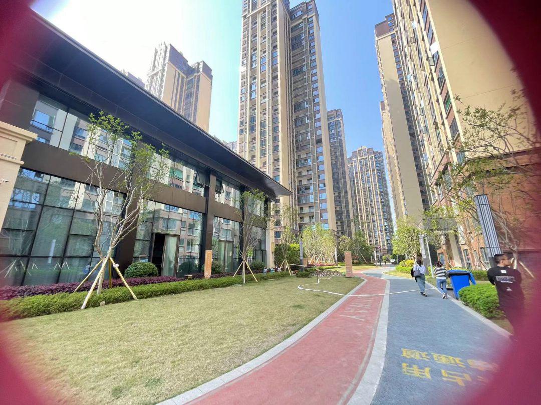 正黄金域香江,河东经济开发区 位置优越 现房 可按揭2
