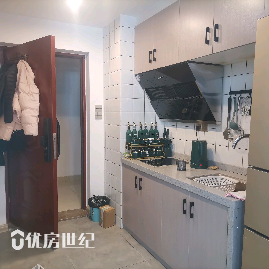 天茂城市广场,天茂1-1-1-1公寓 43万 租金18004