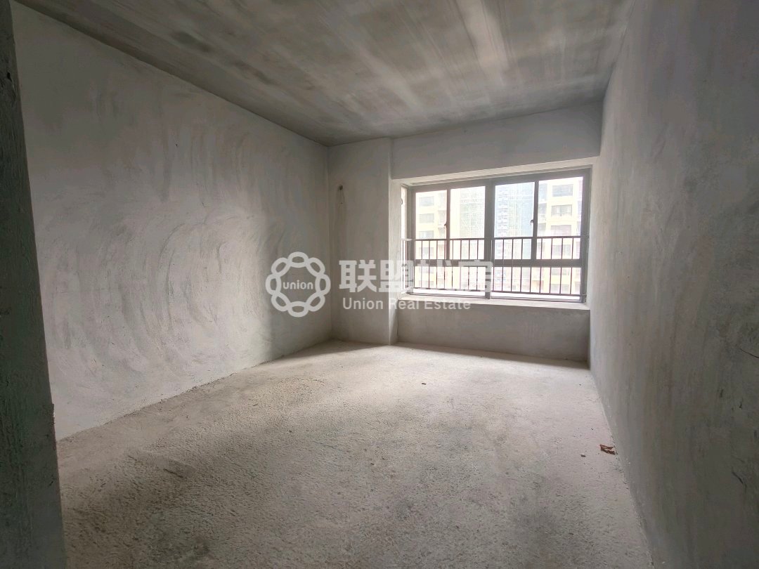 通泰爱丽嘉园,通泰爱丽嘉园周边配套完善,泳池健身影院一应俱全10