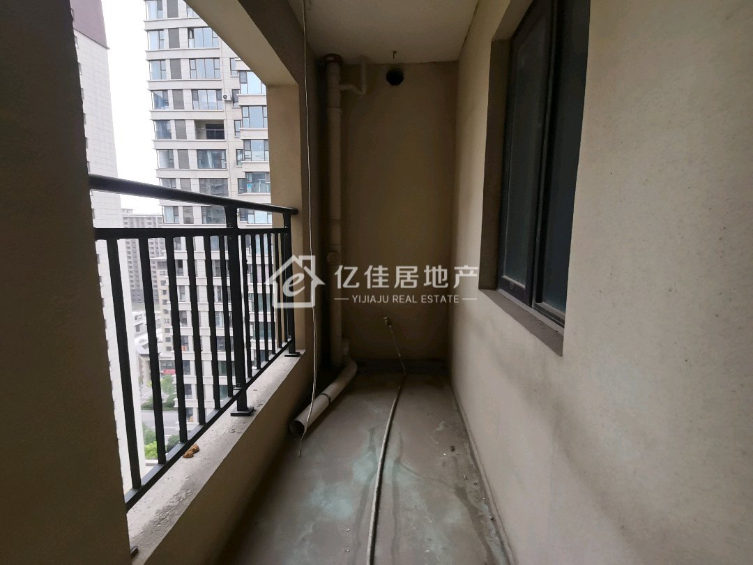 汝州龙府,精品好房,楼层好,视野广,汝州龙府4室2厅2卫2阳台!10