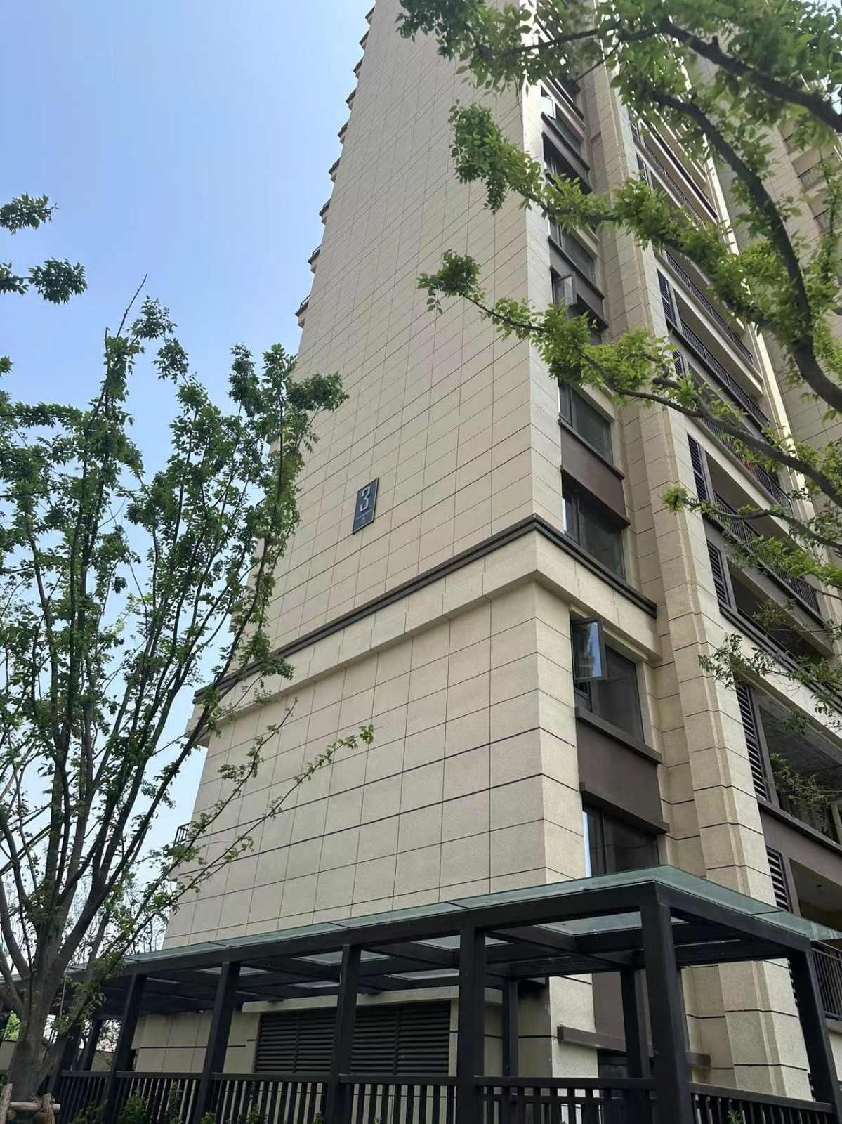 绿地中南漫悦湾,带车位 房东诚心出售14