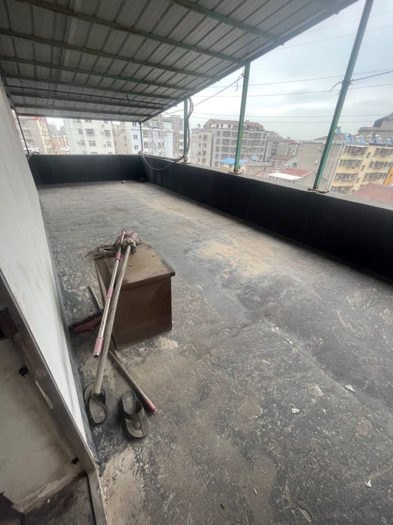 富康小区,城内中心地段 两室两厅一卫 芙蓉7