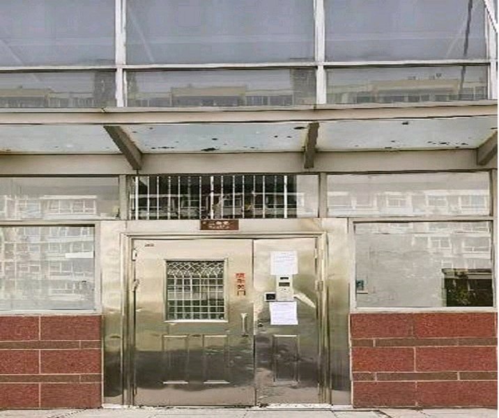 假日山水华庭一期,两个车位 两个车库 价格单算14