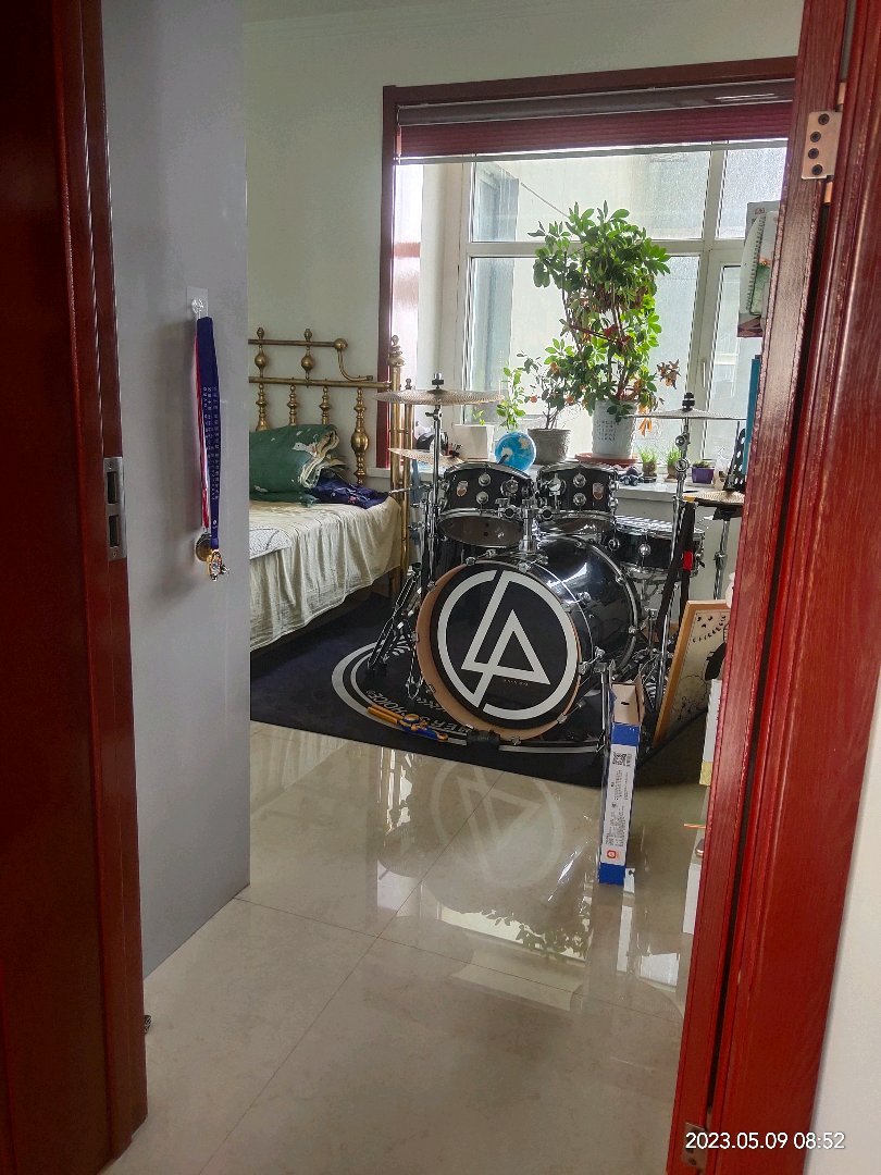 大修厂小区,三室两厅精装修,拎包入住,暂不售2