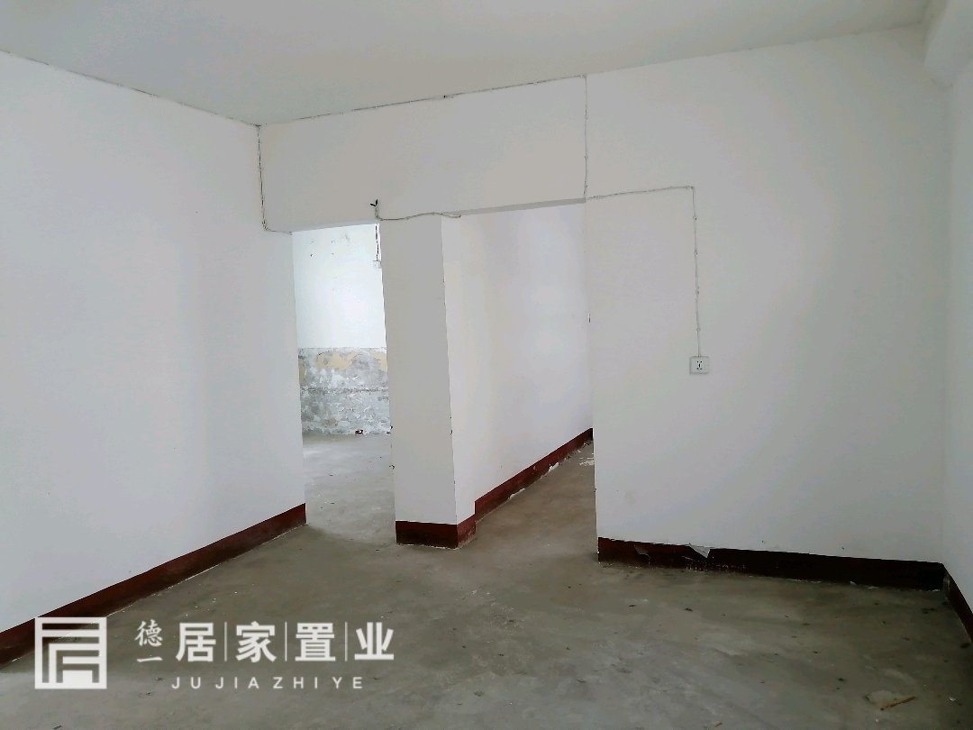 银海棉业小区,银海棉业小区内门面2间2层1