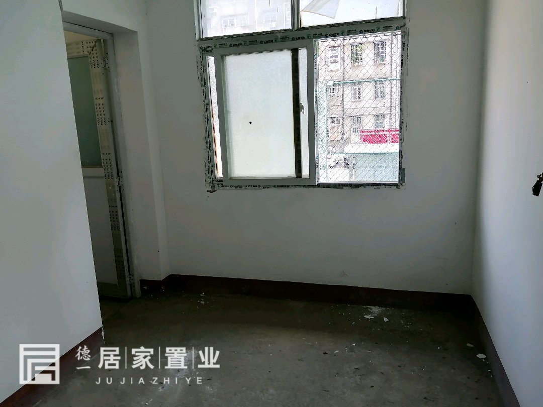 银海棉业小区,银海棉业小区内门面2间2层4