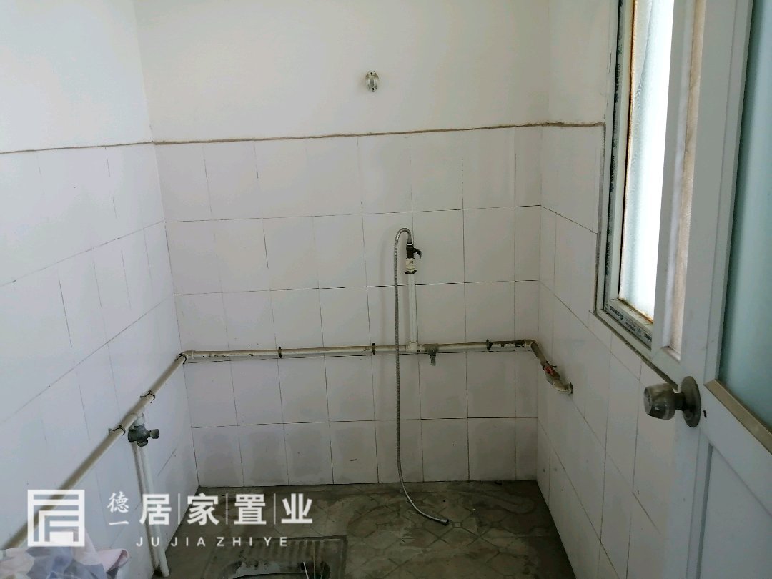 银海棉业小区,银海棉业小区内门面2间2层5