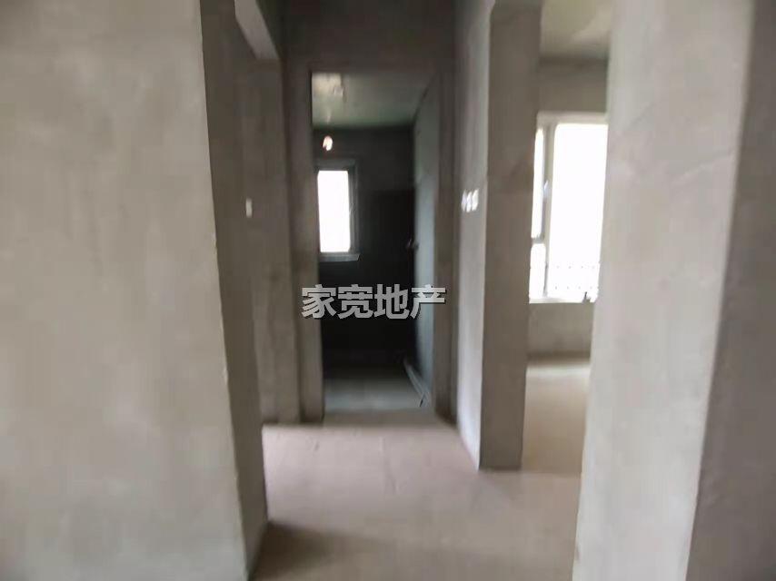 邦泰国际社区北区,带车位,邦泰国际社区北区超好的地段,住家舒适8