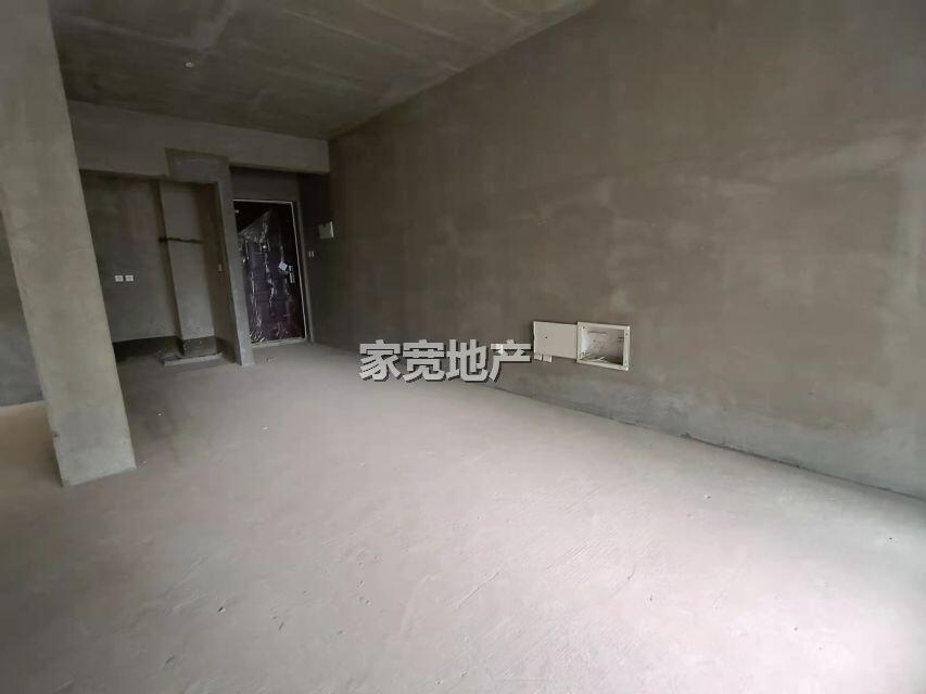 邦泰国际社区北区,带车位,邦泰国际社区北区超好的地段,住家舒适6