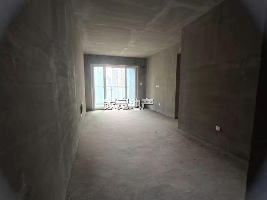 邦泰国际社区北区,带车位,邦泰国际社区北区超好的地段,住家舒适3