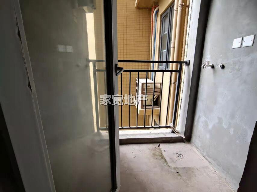 邦泰国际社区北区,带车位,邦泰国际社区北区超好的地段,住家舒适2
