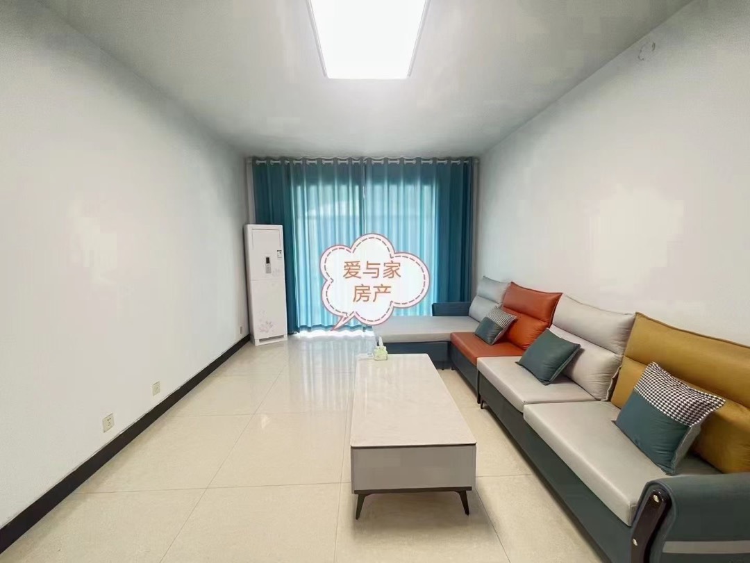 海龙湾九龙城,新装房,南北通透大两室,满五年1