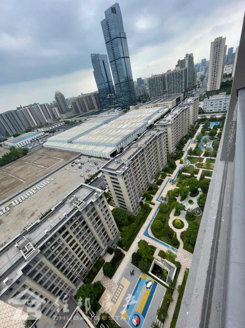 宁东拥潮府,建设三路双地铁口,采光视野好.精装交付10