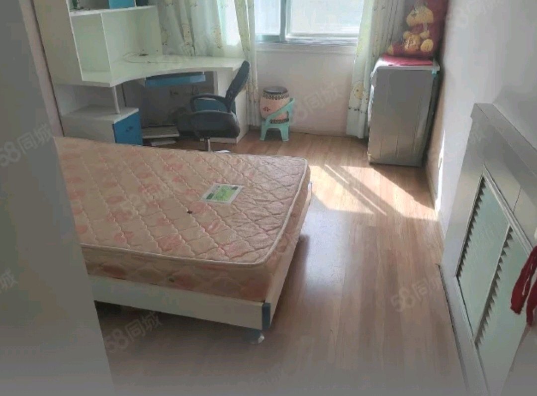 9号区,=7中金水里4楼两室一厅,带地下室,可按揭7