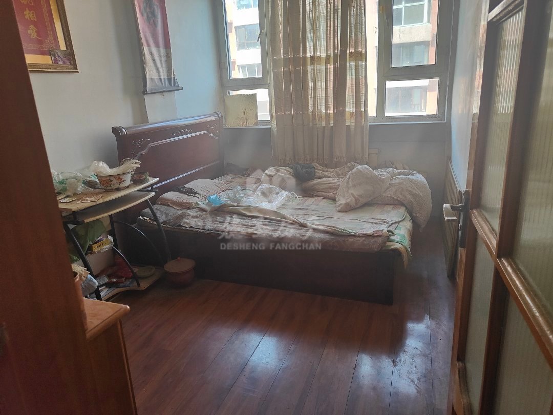 怡滨花园,怡滨花园步梯四楼两室一厅2