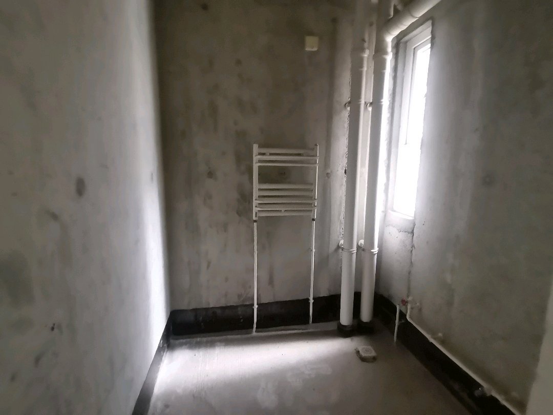 萃庭小区,萃庭小区毛坯南北通透好房出售8