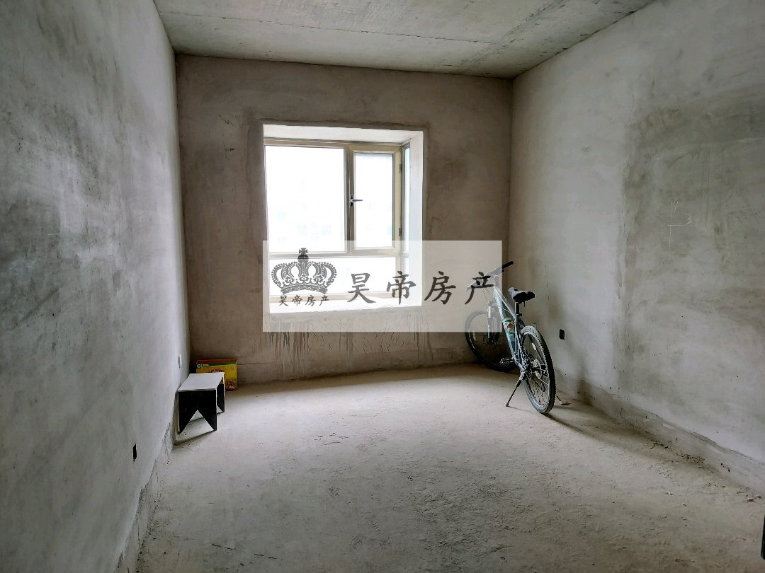 银凤苑,银凤苑电梯房,两室两厅一卫,南北通透,毛坯,房东随时配合4