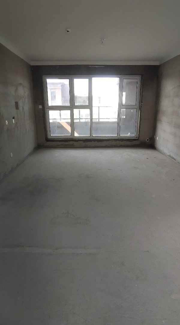 水榭丽都小区,顶楼复式,经典户型送储藏洋房10