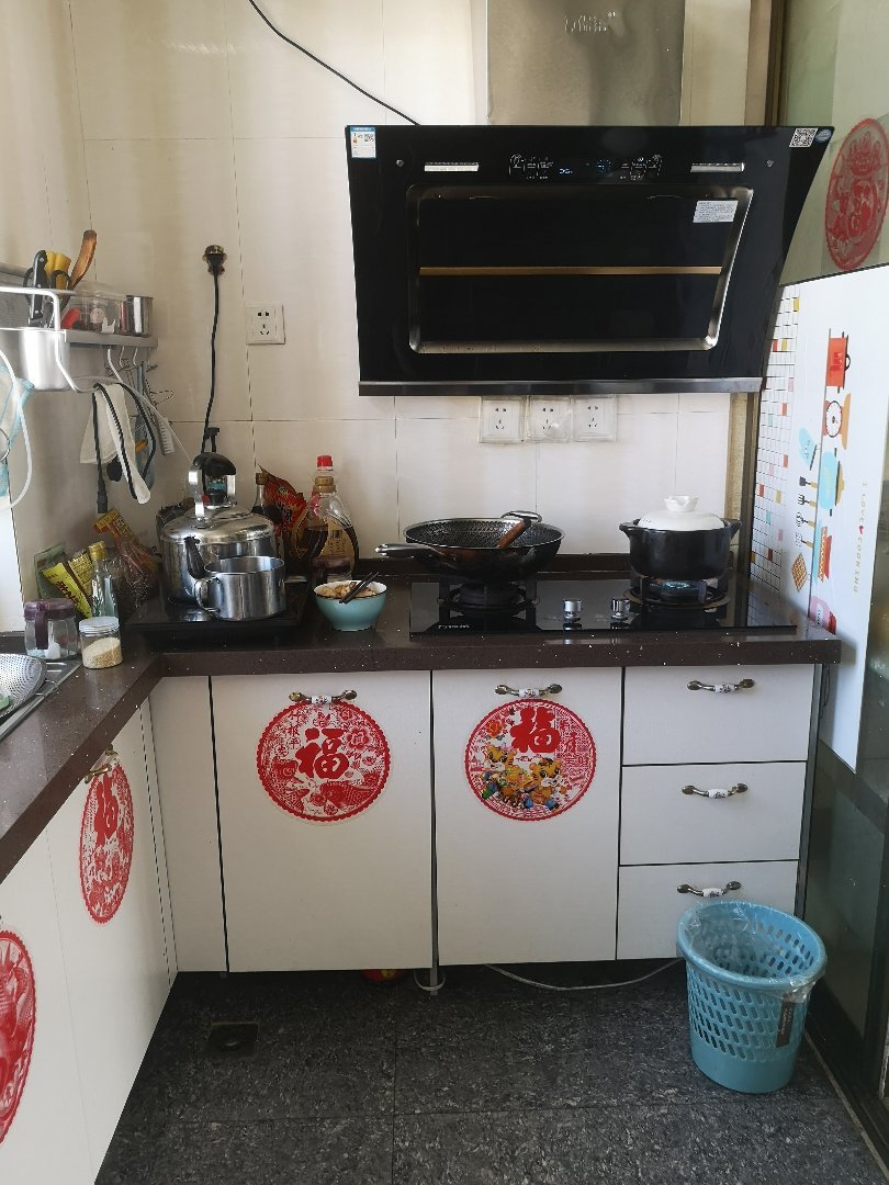 和合苑小区,和合苑小区一梯两户,证11月满两年,可以满两年过户8