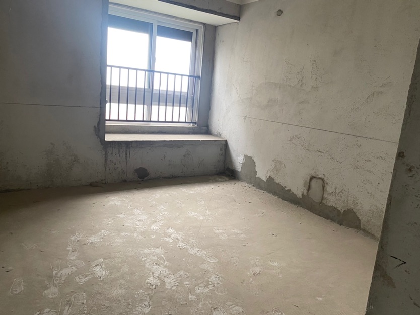 融创中梁首府壹号,融创中梁首府壹号毛坯 三室两卫 房东诚心出售7
