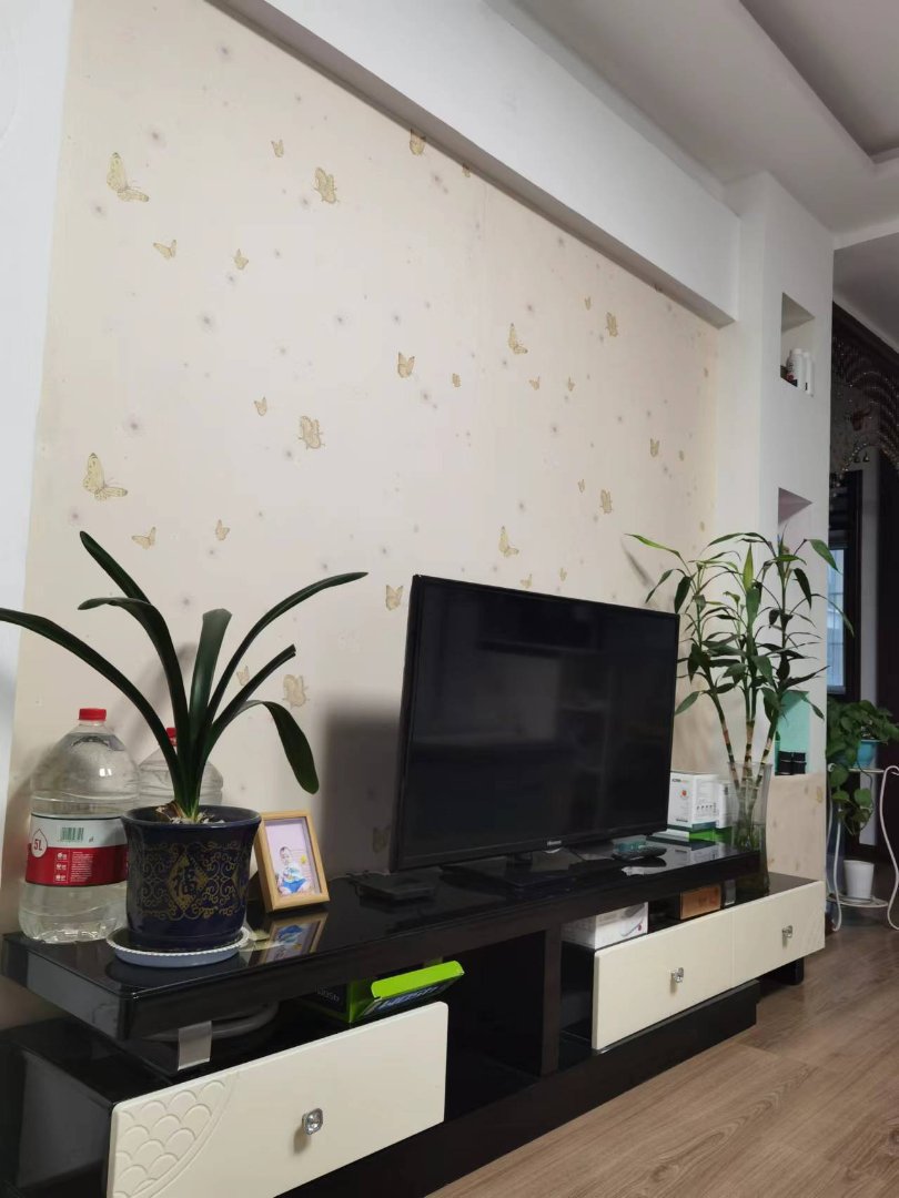 丰润小区,交通便利,周围配套设施齐全2