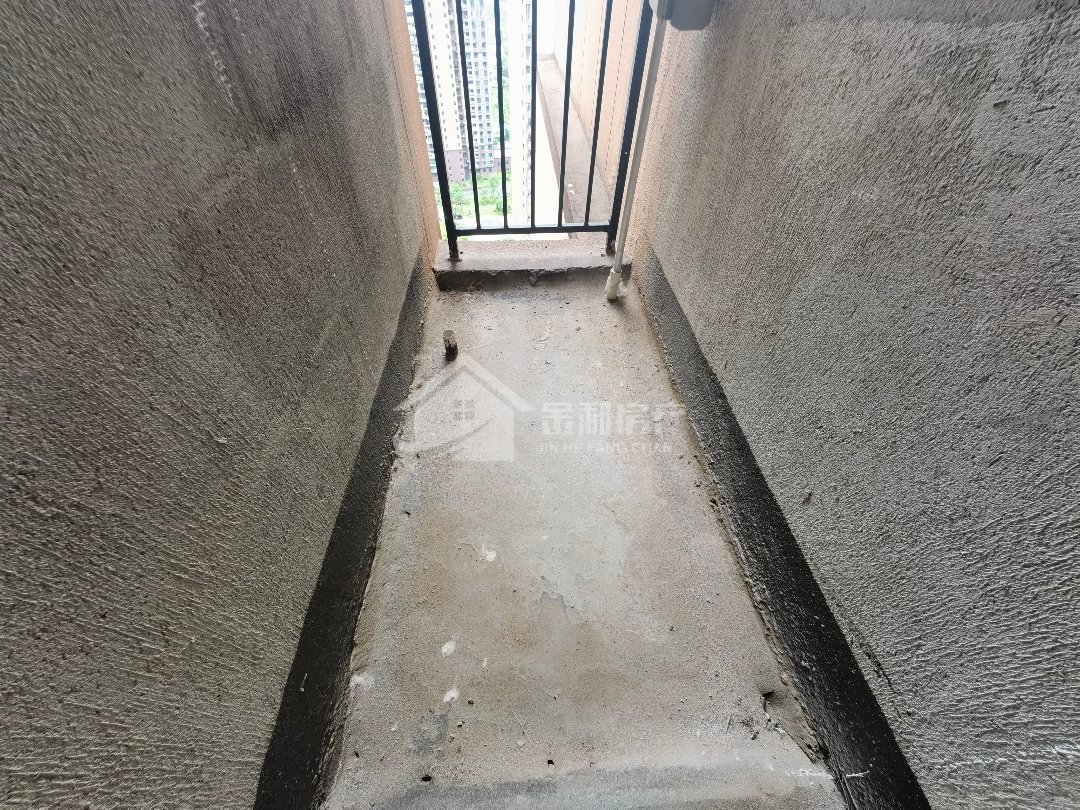 清江新城一期,清江新城一期毛坯现房户型板正采光好得很马上买马上装修9