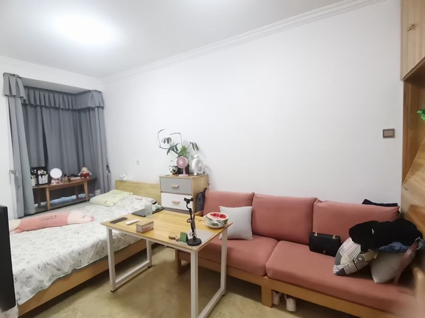 龙顺家园,精品好房,龙顺家园1室1厅1卫1阳台,房主急售3