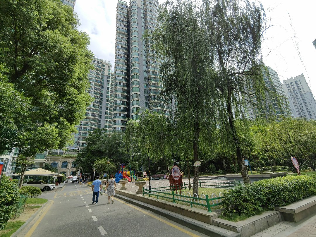 祥安东城国际,白浪中路 铁二处对面祥安东城国际花园周边配套成熟拎包住18