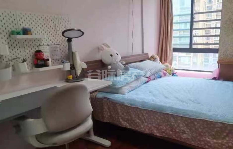 湖塘悦色,彩光好.楼层好.房东城心卖1