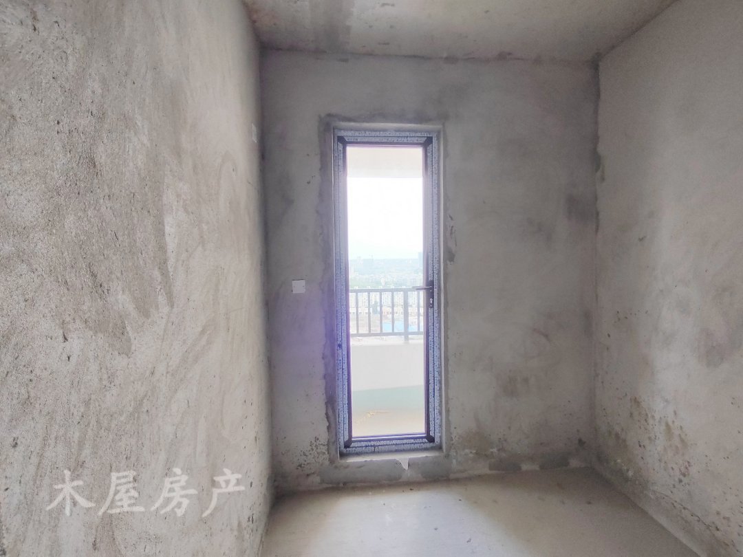 万达都会华宅,万达都会华宅好房出售!此房两证全!房主急售,价格可议!10
