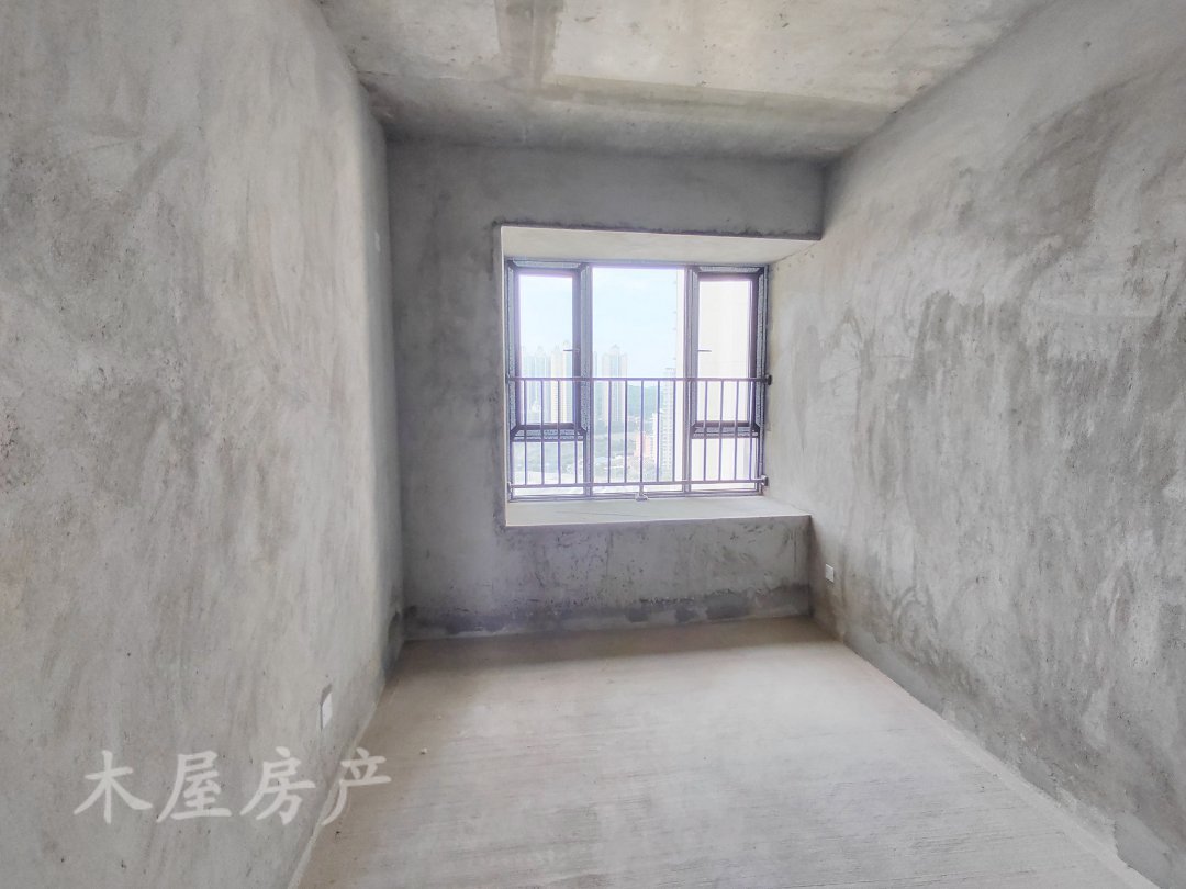 万达都会华宅,万达都会华宅好房出售!此房两证全!房主急售,价格可议!9