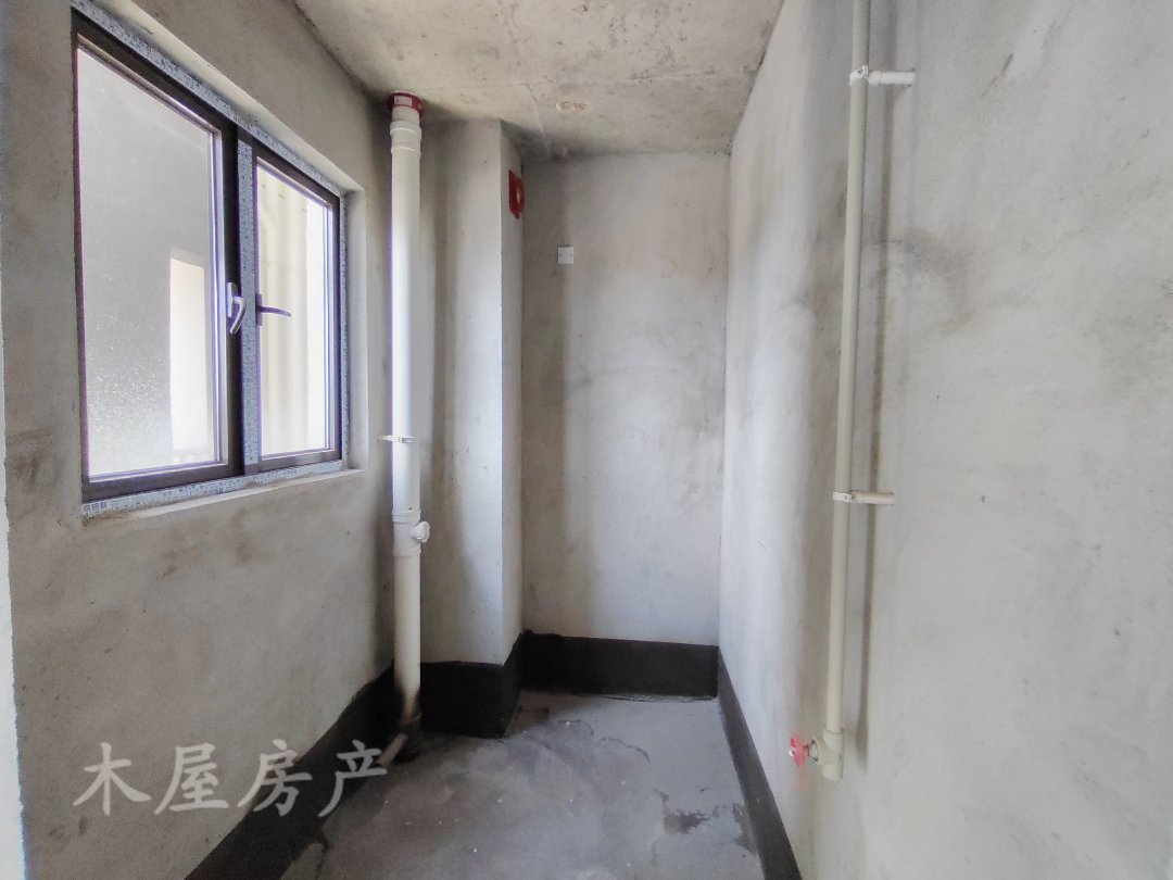 万达都会华宅,万达都会华宅好房出售!此房两证全!房主急售,价格可议!5