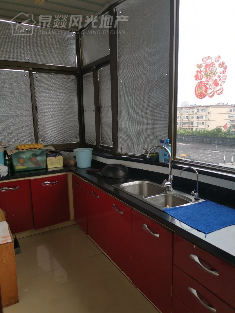 南大街房管局宿舍,房子拎包入住,精装修,紧邻学校12