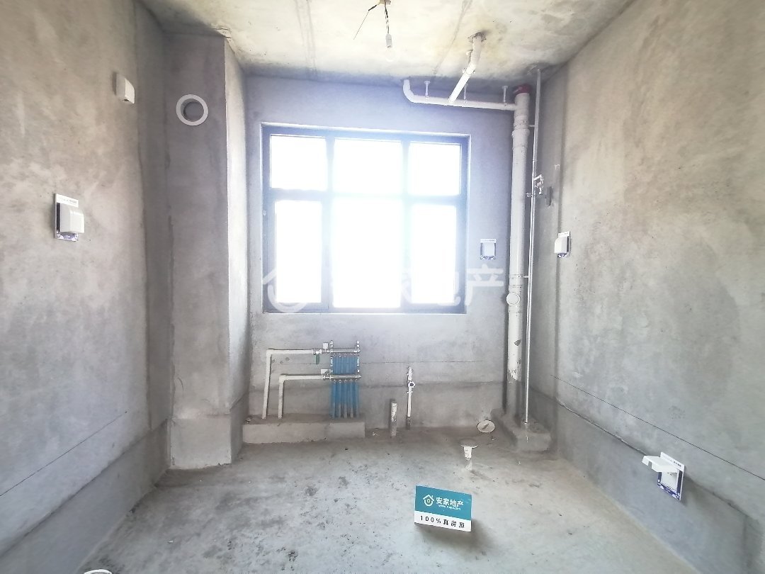 西建天茂上郡,上郡 毛坯东边户 三室两卫 证在手满二6