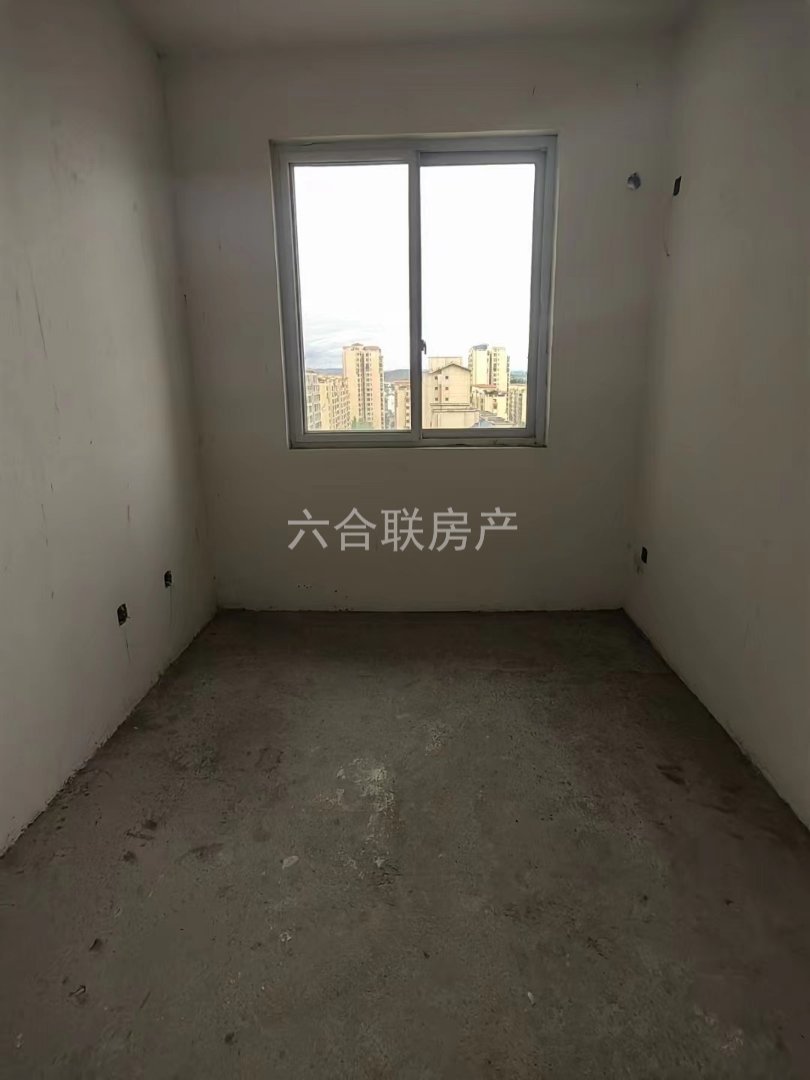 洋州公馆,洋州公馆电梯房,配套齐全,交通便利5
