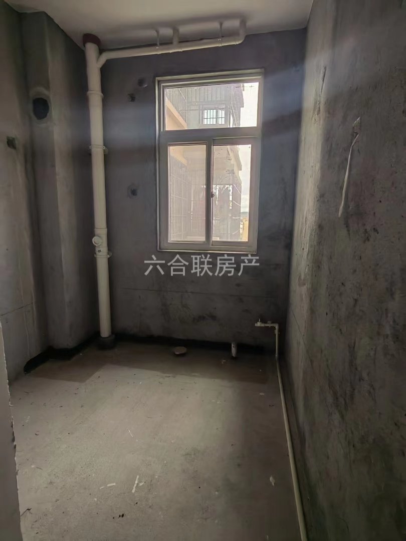 洋州公馆,洋州公馆电梯房,配套齐全,交通便利6
