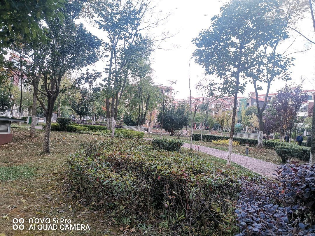 南疆坤城,南疆坤城毛坯面积122.4㎡,带一个产权车位16