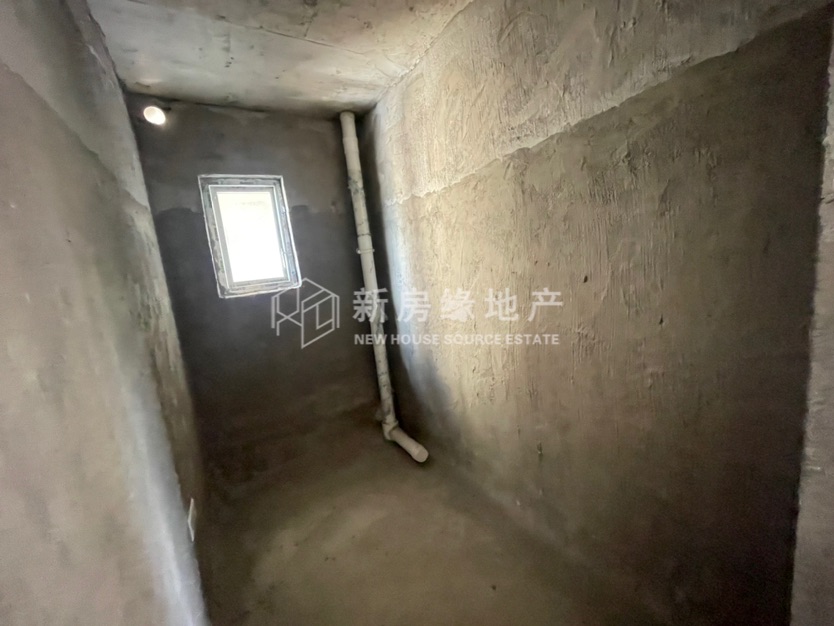 卧龙大都会,卧龙大都会二期钥匙在物业7