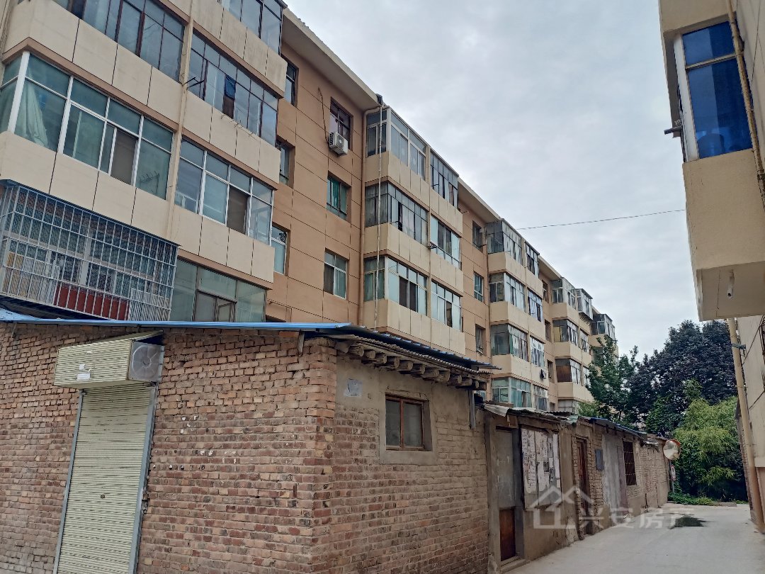 农科院家属院,经典2室1厅1卫1阳台东西户全明精装两证齐全9