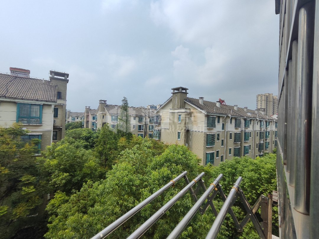 正荣大湖之都观澜郡,精装复试,出入方便,配套齐全10