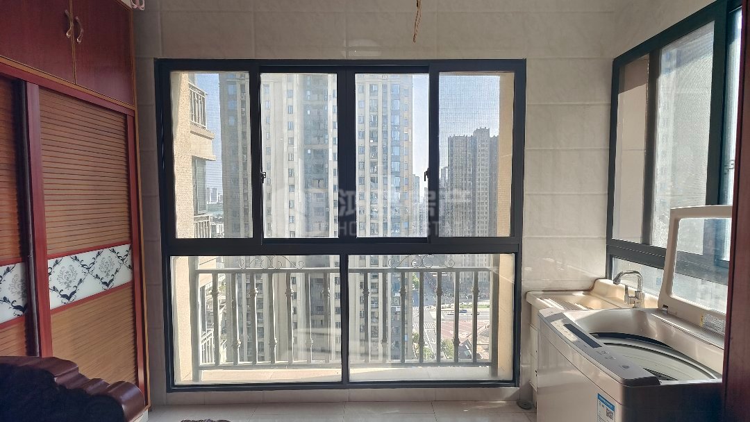 绿地玫瑰城,房东诚心售卖 看房预约 采光充足 户型方正10