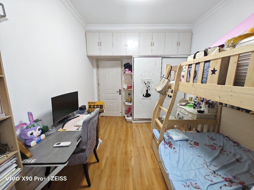 设备制造厂家属楼,六堰,人民广场背后,22厂桥头,精装两室,停车免费9