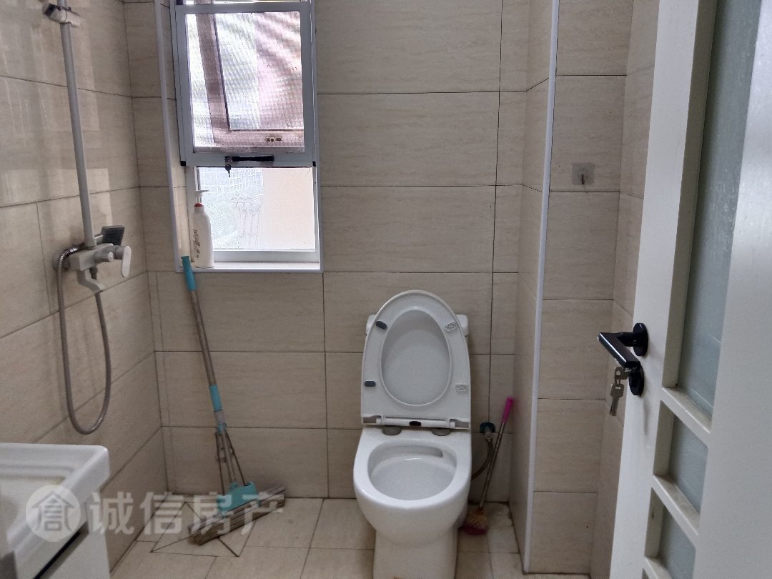 花王新村,满二位置好,楼层好采光佳,诚心出售6