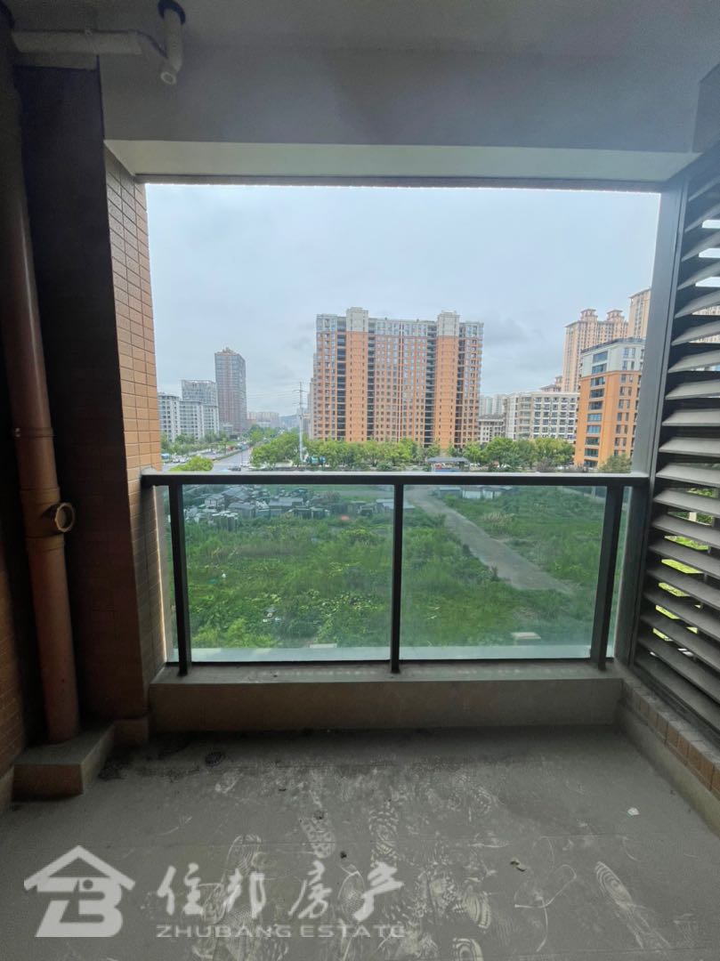 江南名府,江南名府360万元89㎡3室2厅2卫1阳台精装5