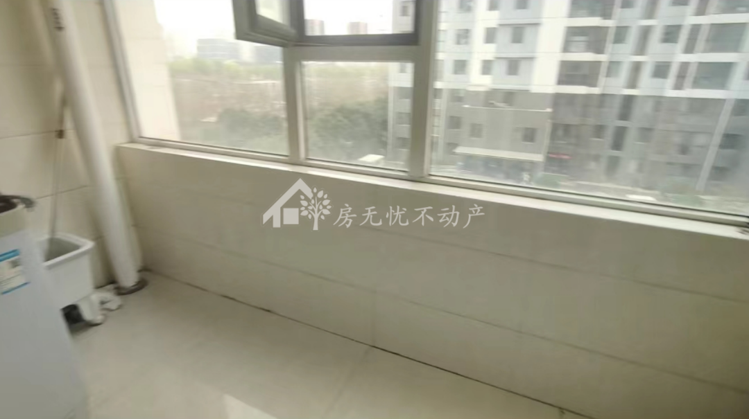 明德花园,3室2厅1卫1阳台106㎡,阔绰客厅,超大阳台11
